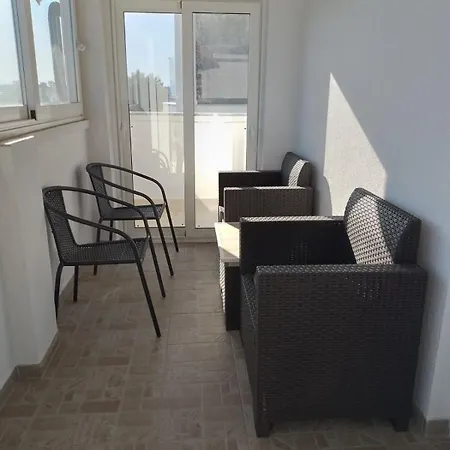 Zara Apartman