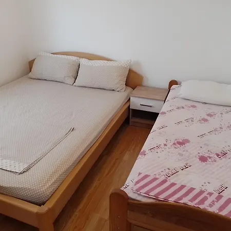 Apartman Zara Vir
