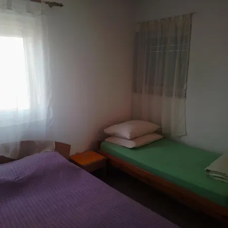Apartman Zara *