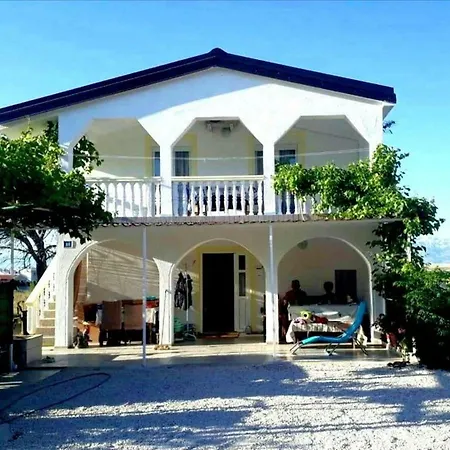 Apartman Zara Vir